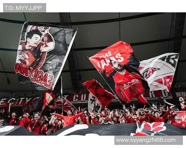 申花足球明星与模特妻子的爱情故事揭示了运动员背后的温暖与支持